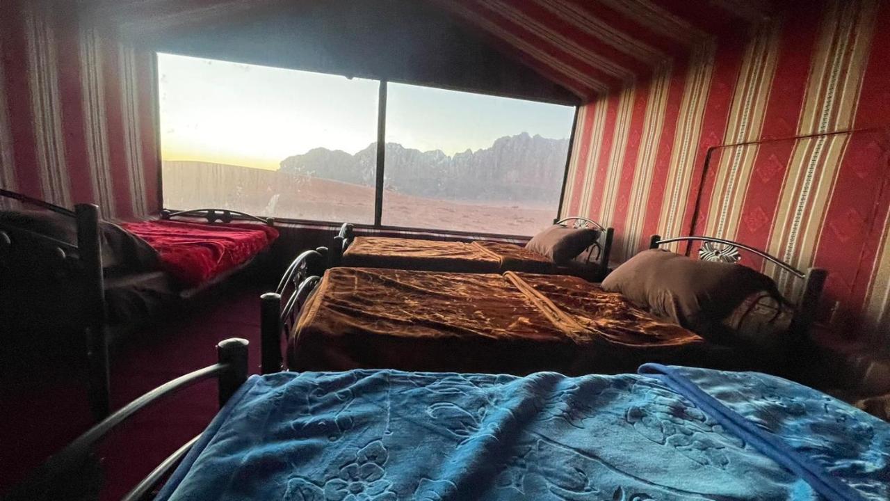 Wadirum Sunset Camp Hotel Wadi Rum Ngoại thất bức ảnh