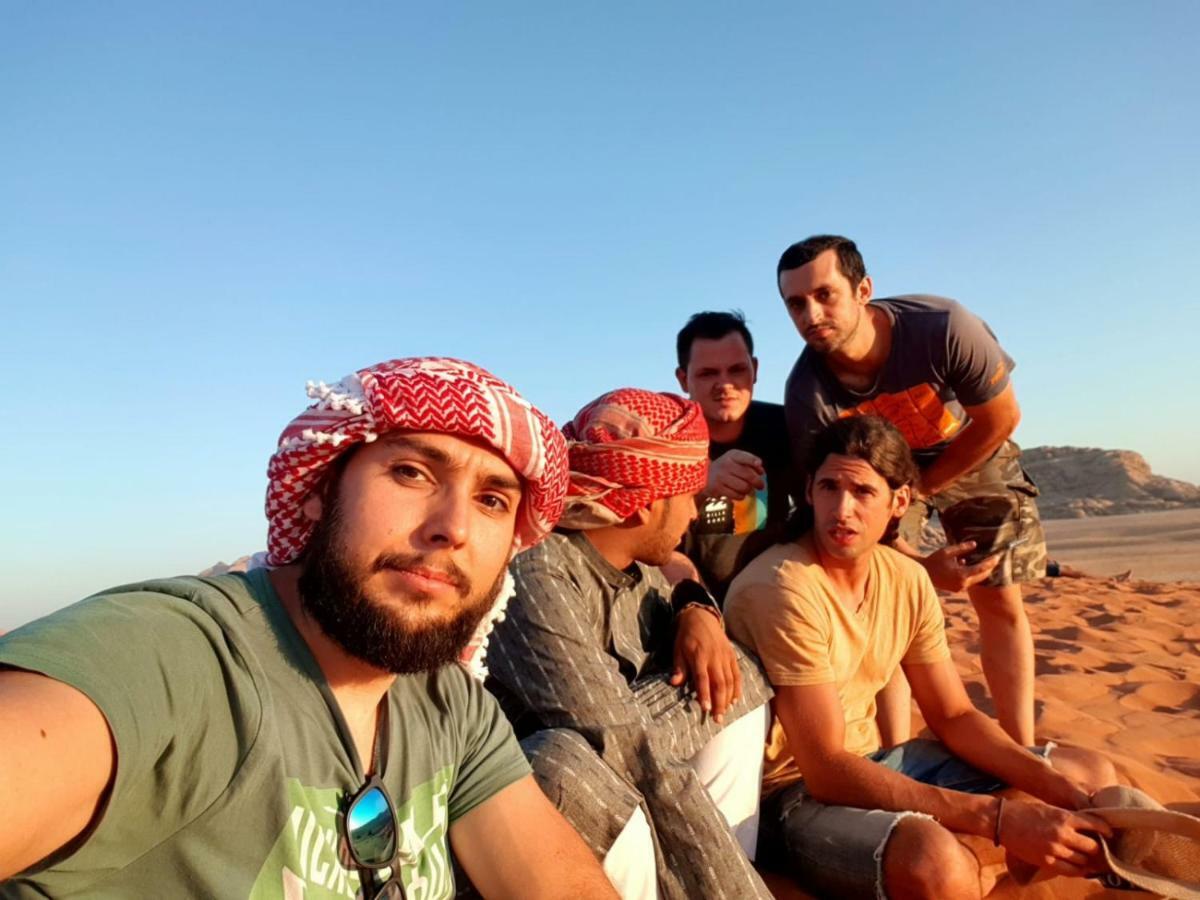 Wadirum Sunset Camp Hotel Wadi Rum Ngoại thất bức ảnh